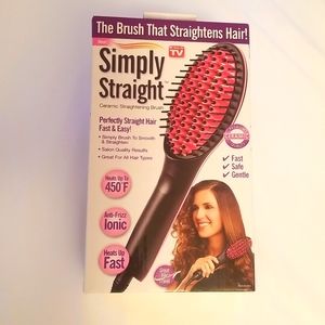 NWOT Simply Straight Ceramic Straightening Brush